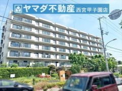 阪神「香櫨園」駅　徒歩13分・JR「さくら夙川」駅　徒歩18分　2WAYアクセス可能。周辺施設も豊富で暮らしやすい立地です。